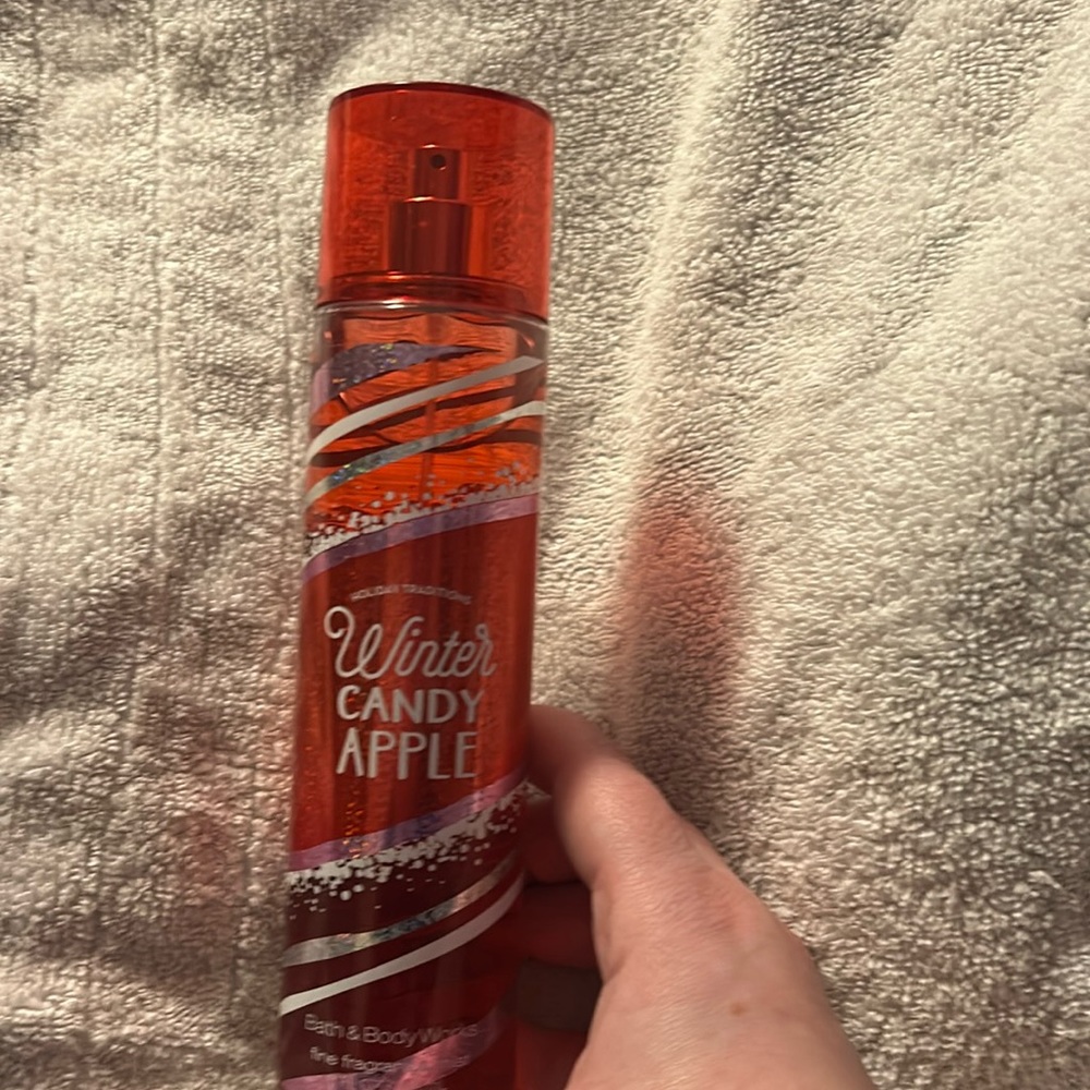 Winter Candy Apple Spray